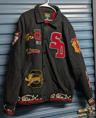 Jaqueta Stall & Dean Masculina Osaka Varisty Patches 3XL Leões Preta Prata Vermelha - Imagem 1 de 4