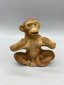Statuina scimmia porcellana vintage Dee Bee Co dipinta a mano Giappone sale e pepe - Foto 1 di 7