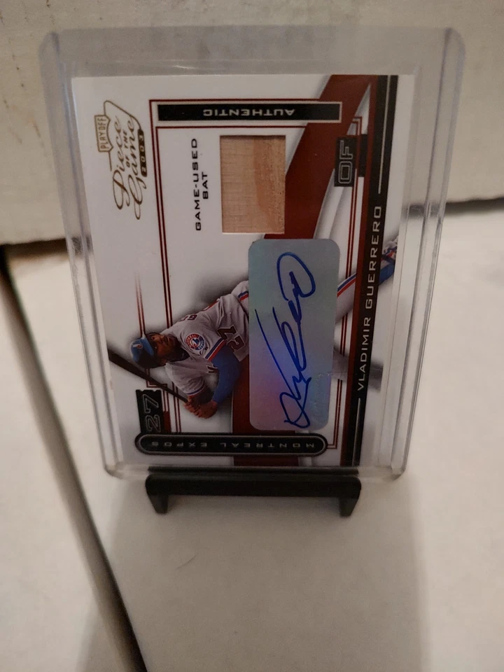 Pieza del juego de playoffs 2003 - Vladimir Guerrero #POG-100 oro/50 (AU, MEM) Foto 1 de 1