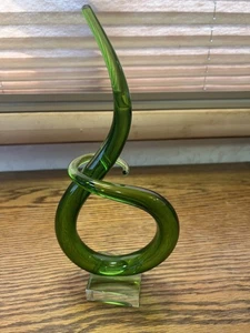 Escultura vintage de cristal de Murano verde rizo torcido remolino entrelazado abstracto italiano - Imagen 1 de 13