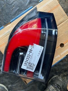 Tesla Model X OEM Right Rear Outer Tail Light 2015-2020 1034333-00-D - Picture 1 of 4
