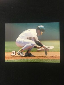 1995 BOWMAN #80 RICKEY HENDERSON A'S ERROR / VARIATION NO FOIL MT