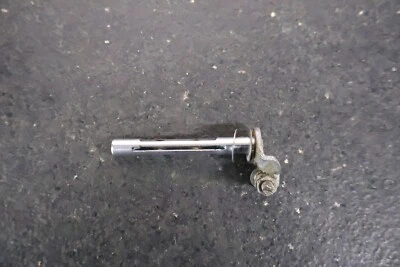 HONDA 1982 1983 GL1100 GOLDWING FRONT RIGHT CARBURETOR ROD THROTTLE VALVE SHAFT - Image 1 of 4