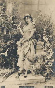 Lady With Pigeons Vintage RPPC 08.21 - Picture 1 of 2