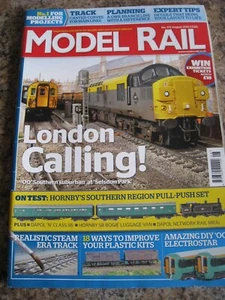 MODEL RAIL MAGAZINE AUG 2012 LONDON CALLING HORNBY SOUTHERN REGION TRACK CURVES - Foto 1 di 3