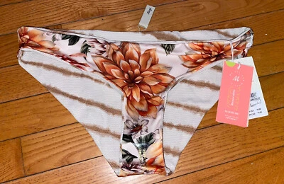 Parte inferior de bikini Maaji grande reversible floral para nadar nueva con etiquetas Foto 1 de 4