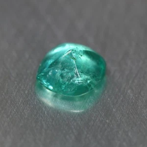 0.55 Cts_Best Sugarlouf Cushion_100 % Natural Zambian Bright Green Emerald - Picture 1 of 3