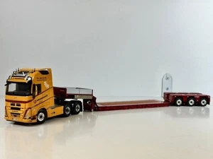 WSI truck models, Volvo FH5 Glob. XL 6X2 Tag Axle+Lowloader , KRANRINGEN-MAMMOET - Picture 1 of 14