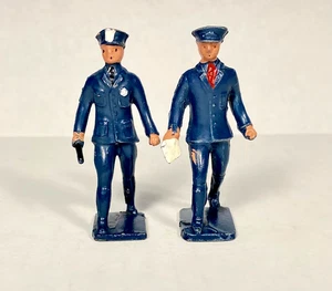 LINCOLN LOGS Lead Toy Soldier POLICEMAN & POSTMAN - Picture 1 of 2