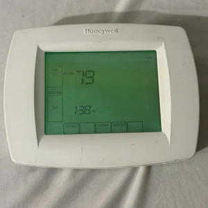 Honeywell Digital Thermostat TH8110U1003 Vision Pro 8000 - 7-Day Programmable - Picture 1 of 8