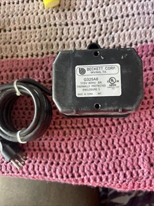Bottom Intake Direct Drive Condensate Pump, 6 ft Cord w/ Plug (115V) - Picture 1 of 3