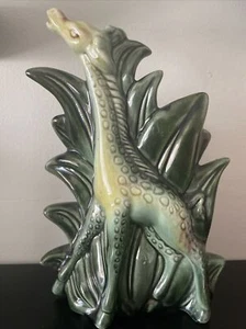 Vintage Hull Art Pottery Planter 1950'S GREEN 8" GIRAFFE VASE - Picture 1 of 14