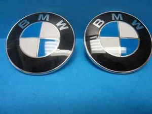 2 GENUINOS BMW maletero escotilla tapa guardabarros emblema redondo OEM# 51141970248 adhesivo 3" - Imagen 1 de 6