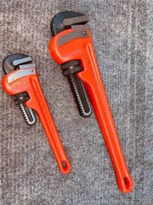 RIDGID Tools Set of Two 10” & 18” Cast Iron Pipe Wrenches - Picture 1 of 3