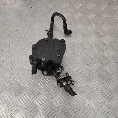 AUDI A3 SPORTBACK 2.0 TDi 2012 bomba de vacío BOSCH 038145209A #1 - Imagen 1 de 4