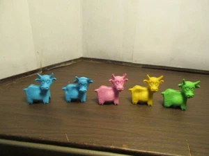 Lot of 5 Collectible Vintage Diener Pencil Erasers - Cows - Picture 1 of 9