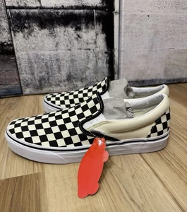 Neu! Vans Classic Slip-On Canvas Sneaker schwarz/weiß Schachbrettmuster - M9,5 / W11 - Bild 1 von 6