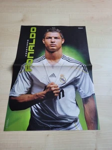 Poster Cristiano Ronaldo CR7 - Selena Gomez & Demi Lovato - Picture 1 of 2