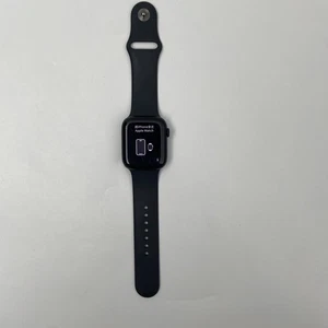 Apple Watch Series 7 45 mm GPS solo medianoche carcasa de aluminio con correa negra - USADO - Imagen 1 de 10