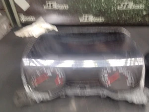 Compteur de vitesse OEM CHEVY CAMARO SS 2016-2024 - Photo 1/4