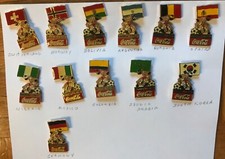 12 WORLD CUP PIN BADGE COCA COLA PIN 1994 USA WORLD CUP NATIONAL TEAM FLAG PIN 