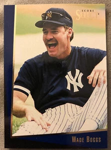 1993 Score Select Traded Wade Boggs Baseball Card #17T Yankees Mid-Grade - Picture 1 of 2