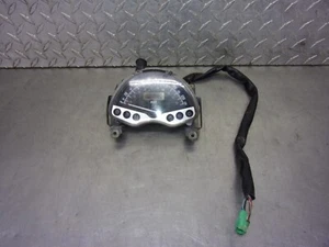 984 B HONDA VTX 1300 C 2004 OEM VELOCÍMETRO MEDIDOR (EL ODÓMETRO ESTÁ OSCURO) - Imagen 1 de 12