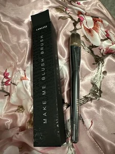 Lawless Beauty Make Me Blush Blush Brush Cruelty Free & Vegan - Picture 1 of 7