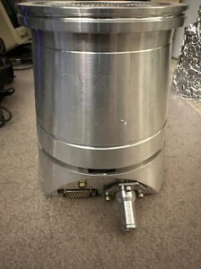 Leybold TW250S Turbodrive Turbomolekulare Pumpe 51600 U/min 04/05 24VDC - Bild 1 von 4