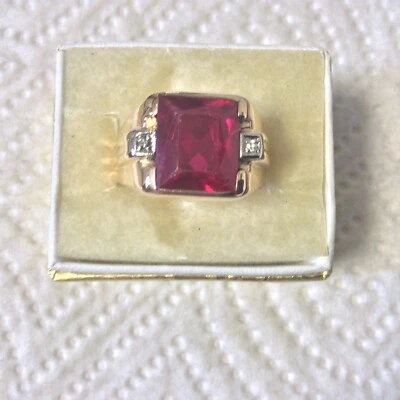 Baden & Foss Vintage Lab Grown Mens 5.5 Carat Ruby Ring Sz 10.5 Yel Gold - Image 1 of 3