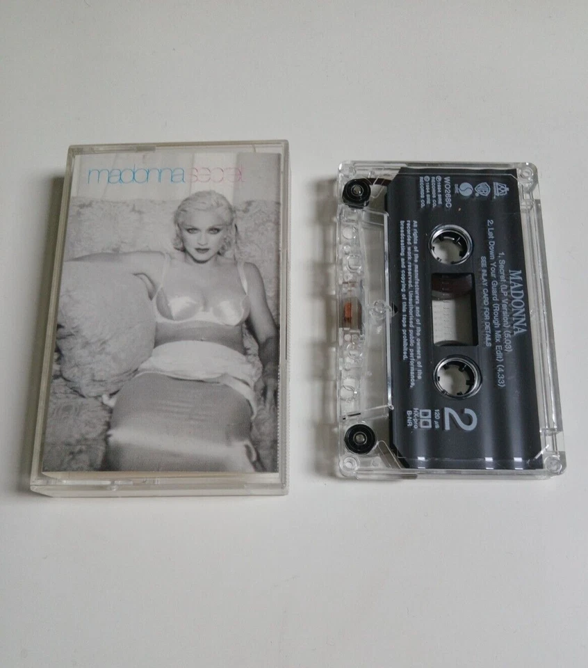 MADONNA SECRET CASSETTE TAPE SINGLE WARNER SIRE UK 1994 Foto 1 de 1
