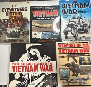 Menge 5 Vietnamkrieg illustrierte Bücher: Krieg in der Luft, Waffen, Schlachtfotos!! - Bild 1 von 4