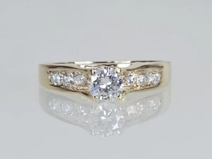 Anello di fidanzamento oro giallo 14 carati APX 2/3 CTW diamante tondo misura 7,25 (AM1087760) - Foto 1 di 7