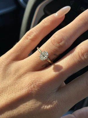 1.5 Carat Natural Certified Diamonds. 14k Yellow Gold Size 6.75 - Image 1 of 4