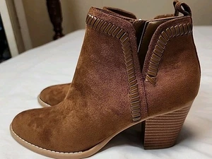 New- Dolce Vita dv8 Camel Brown Faux Suede Womens Boots 7.5 - Picture 1 of 7
