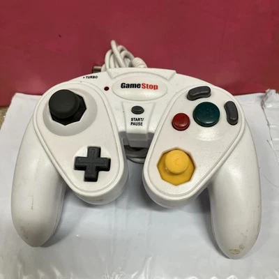 Gamestop Nintendo Gamecube White Wired Controller TESTED & WORKING - Image 1 of 4