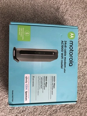 Motorola 24x8 Cable Módem Router más AC1900 WiFi Router Modelo MG7700 Foto 1 de 4