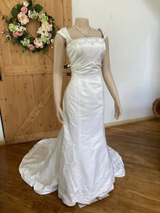 Dere Kiang Ivory Silver Wedding Dress Gown Plus Size 18, Strapless, Beaded - Picture 1 of 1