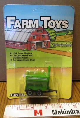 Ertl Farm Toys Grain Cart Feed Wagon 1/64 Farm Implement Green 1986 Deutz Deere - Image 1 of 4