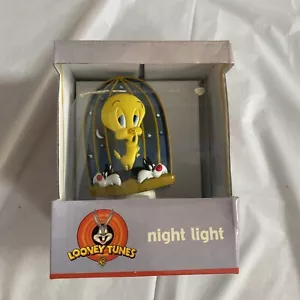 Vintage 2000 GE General Electric Looney Tunes Tweety Bird Night Light UL Yellow - Picture 1 of 8