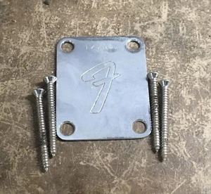 Fender USA Vintage Spec Reissue 1966 Serie Cromo Invecchiato Cromo Reliquia Neck Plate - Foto 1 di 5