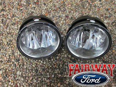 08-11 Ranger y 07-15 Expedition OEM genuino Ford faros antiniebla con par de bombillas Foto 1 de 4