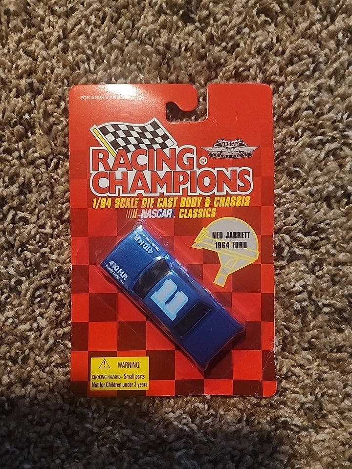 NED JARRETT #11 1964 Ford Galaxie Racing Champions 1:64 NASCAR Classics  Foto 1 de 1