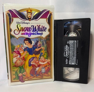 Snow White and the Seven Dwarfs, 1994, Masterpiece Collection / Clamshell Case - Image 1 of 3