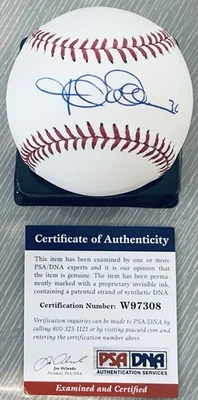 JERED WEAVER CON #36 LICENCIA PSA/ADN AUTENTICADO FIRMADO NUEVO BÉISBOL MLB Foto 1 de 3