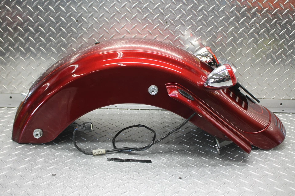 Harley-Davidson Street Glide Special 2016 FLHXS guardabarros de rueda trasera con intermitentes Foto 1 de 4