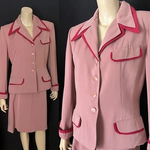 Toller 50er Jahre zweifarbiger Gabardinenanzug, Dusty Rose, Cranberry, mittelgroß - Taschen - Bild 1 von 10