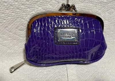 LIZ CLAIBORNE Est. Monedero 1976 doble Kisslock con cremallera púrpura poli vinilo 5"" Foto 1 de 4
