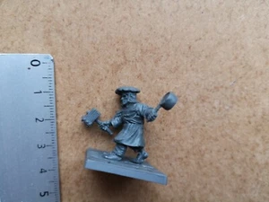 UNDER COOK HALFLING LIMITED MINIATURE LEAGUE OF INFAMY G330 - Imagen 1 de 1