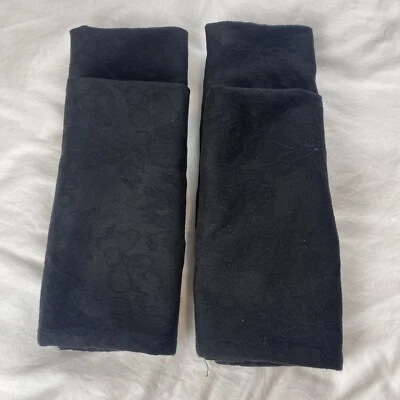 4 Crate & Barrel Jacquard Napkins Black 502-158 - Image 1 of 4